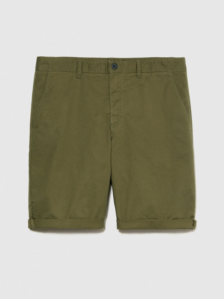 Slim fit bermudas - men's slim fit trousers - Military Green | Sisley image number 6